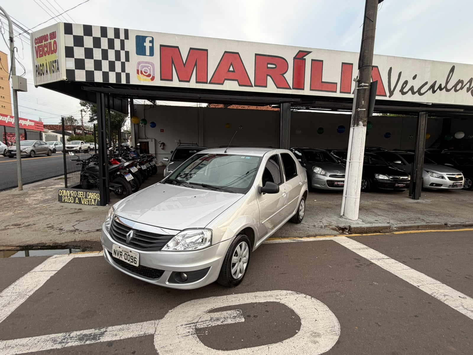 Renault Logan Expression 1.0
